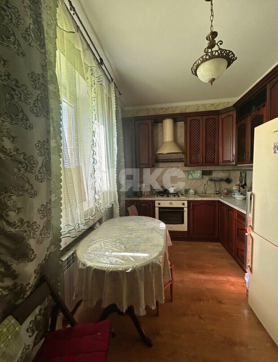 Фото №23: Дом 169&nbsp;м² + 3.1&nbsp;сот., 3&nbsp;эт. - Батайск, ул. Энгельса