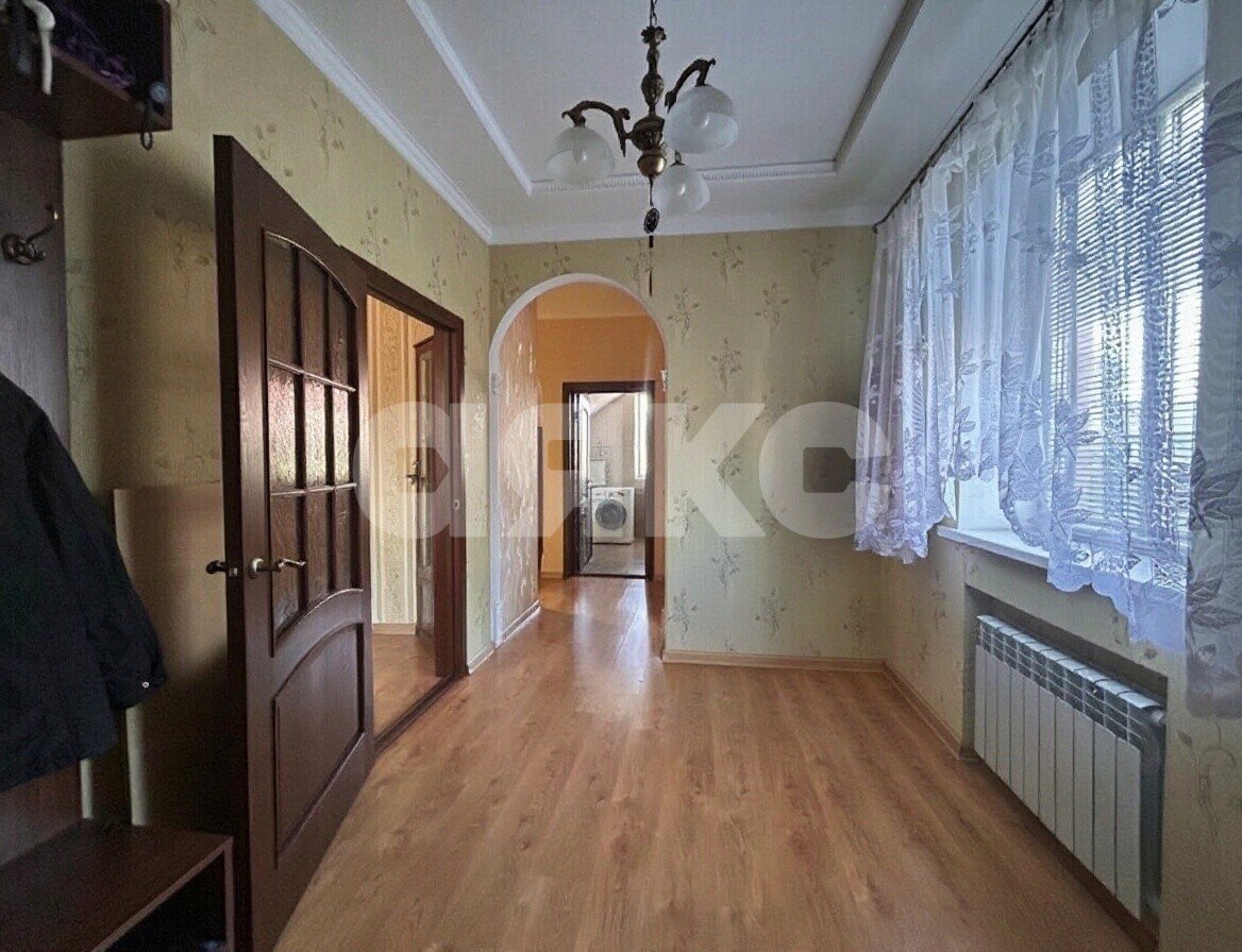 Фото №8: Дом 169&nbsp;м² + 3.1&nbsp;сот., 3&nbsp;эт. - Батайск, ул. Энгельса