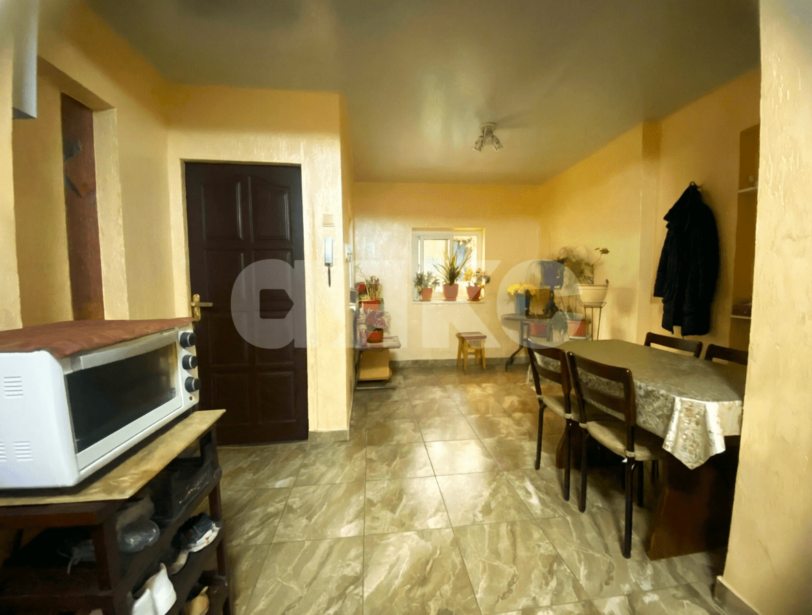 Фото №1: 1-комнатная квартира 40&nbsp;м², 1/4&nbsp;эт. - Сочи, Центральный, мкр. Донская