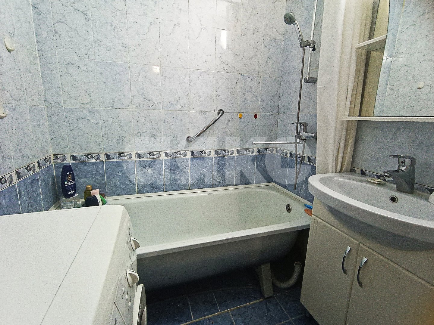 Фото №13: 2-комнатная квартира 52&nbsp;м², 7/9&nbsp;эт. - Волгоград, Дзержинский, 132-й, р. Семь Ветров, ул. 8-й Воздушной Армии, 34