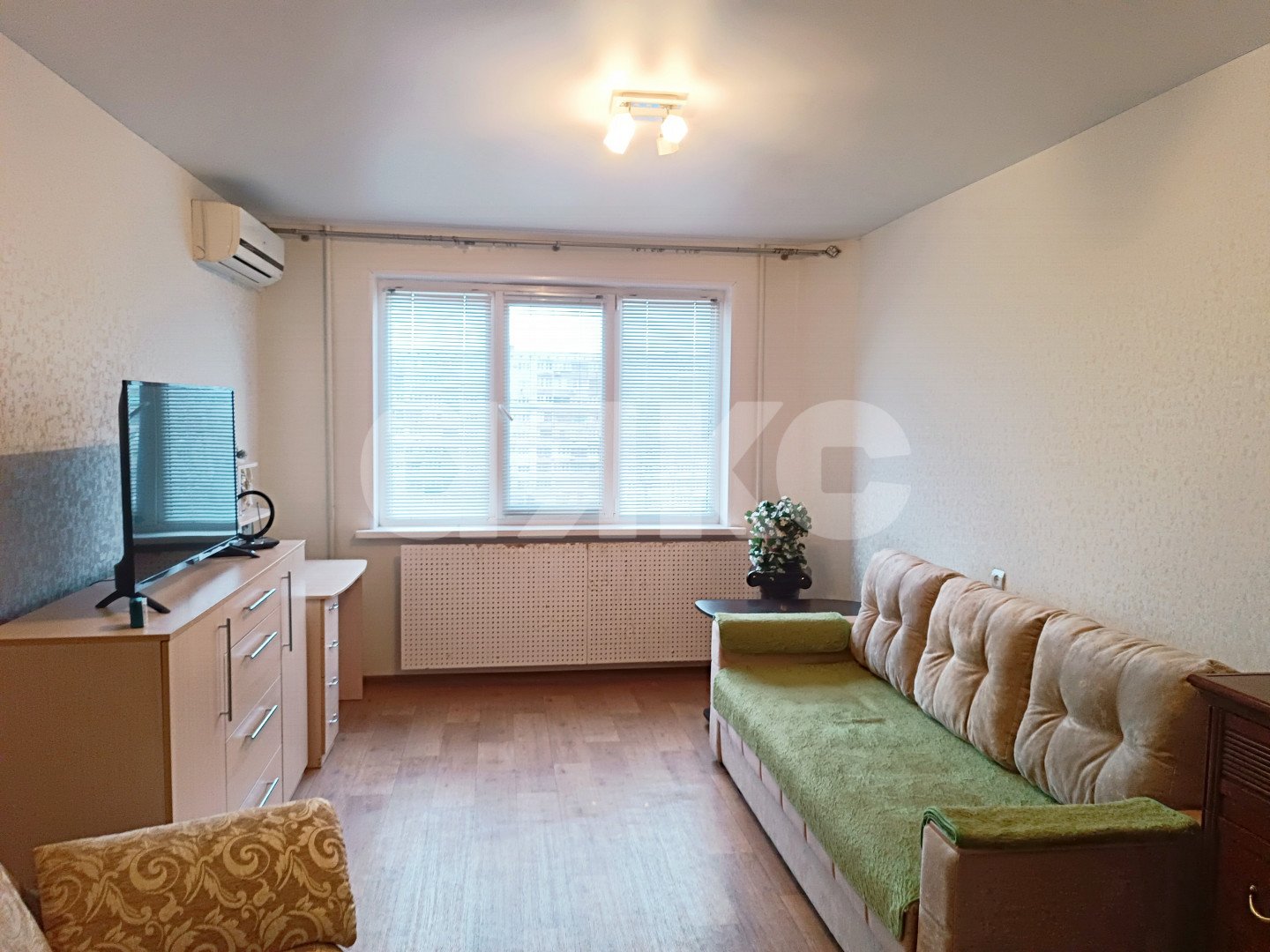 Фото №4: 2-комнатная квартира 52&nbsp;м², 7/9&nbsp;эт. - Волгоград, Дзержинский, 132-й, р. Семь Ветров, ул. 8-й Воздушной Армии, 34
