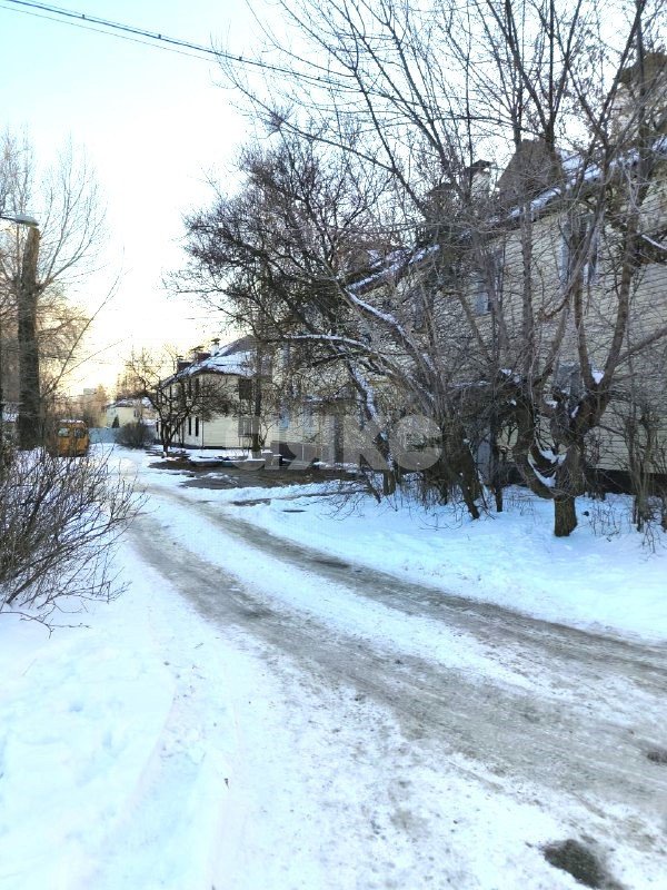 Фото №13: 2-комнатная квартира 47&nbsp;м², 1/2&nbsp;эт. - Волгоград, Тракторозаводский, 415-й, п. ГЭС, ул. Героев Шипки, 1