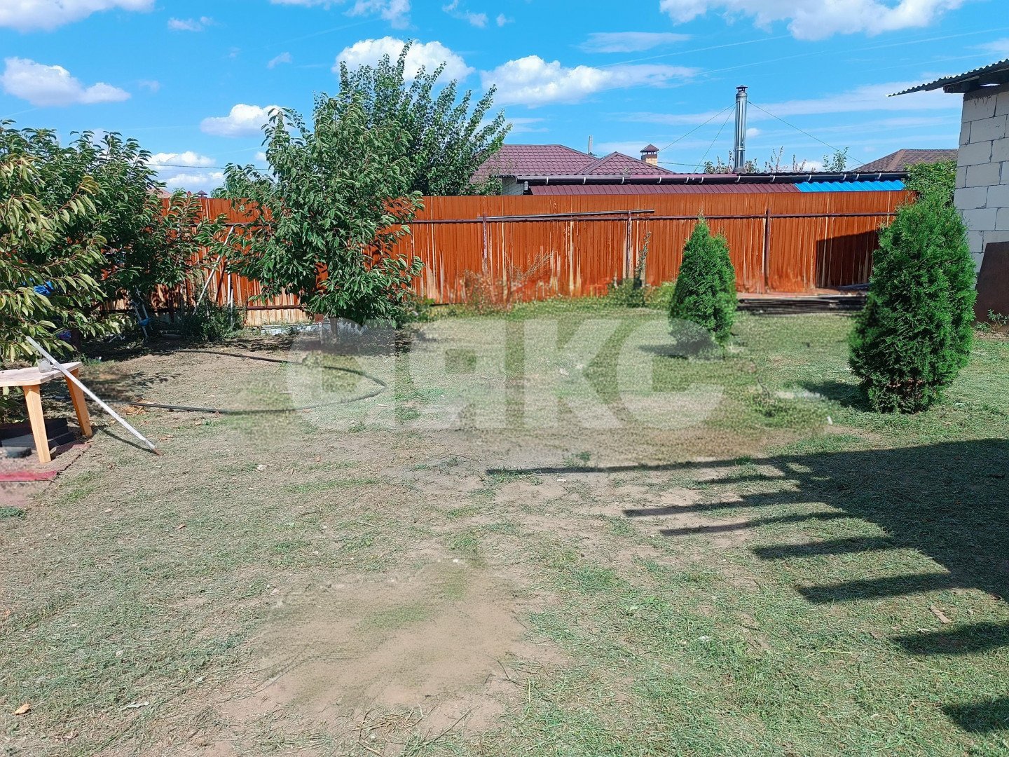 Фото №4: Дом 190&nbsp;м² + 6&nbsp;сот., 1&nbsp;эт. - Волгоград, Тракторозаводский, СНТ Дзержинец, Алюминиевский массив, мкр. квартал № 9, ул. Шурухина, 86/94
