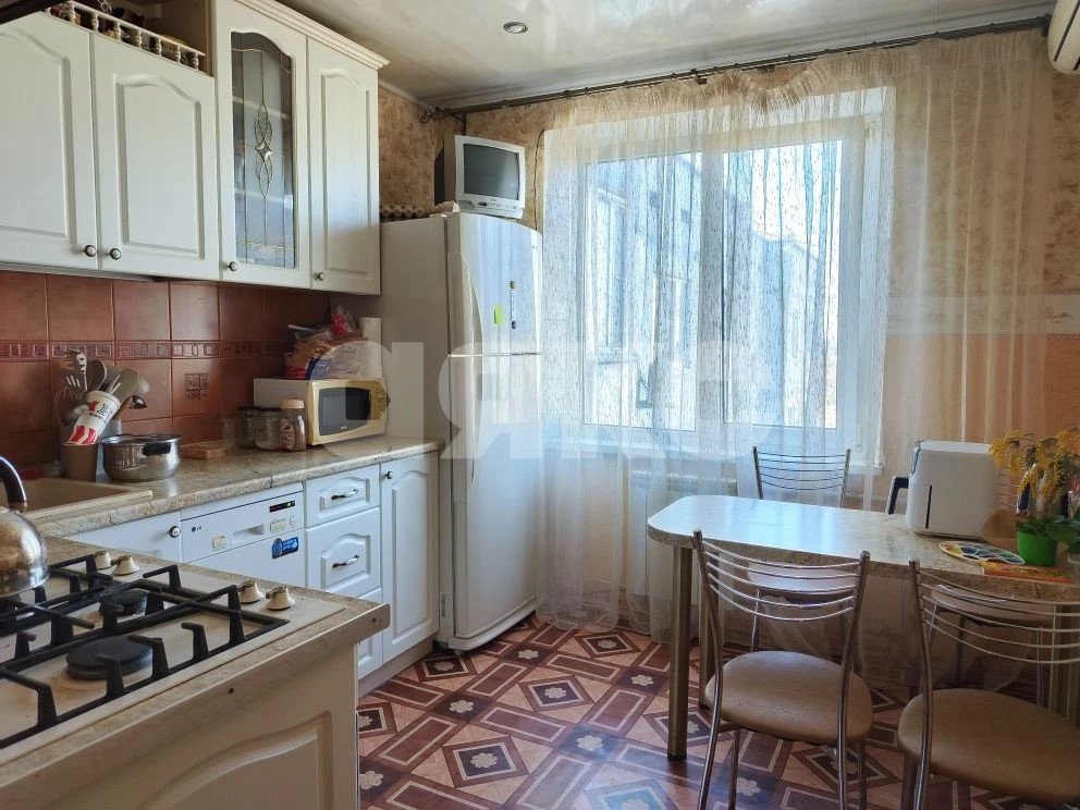 Фото №18: 4-комнатная квартира 85&nbsp;м², 9/9&nbsp;эт. - Волгоград, Ворошиловский, мкр. 205-й, ул. Кузнецкая, 26