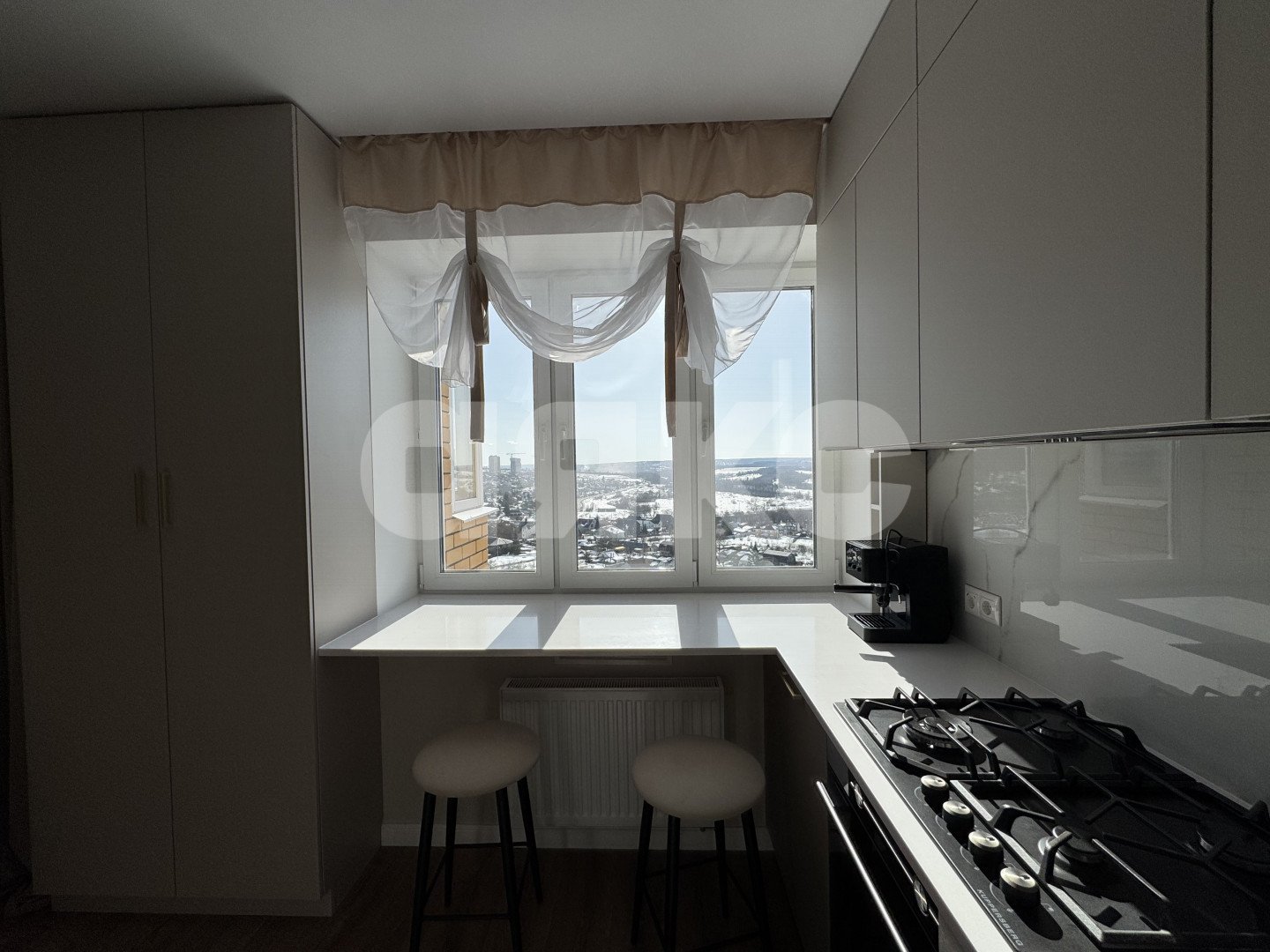 Фото №7: 2-комнатная квартира 64&nbsp;м², 10/22&nbsp;эт. - Тула, Привокзальный территориальный округ, мкр. ЖК На Сурикова, ул. Сурикова, 22к1