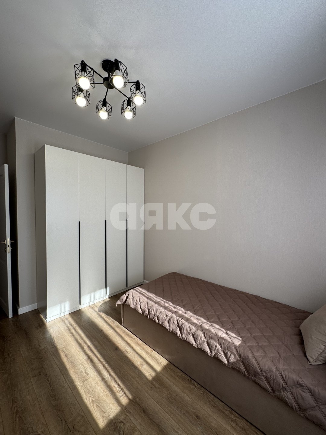 Фото №20: 2-комнатная квартира 64&nbsp;м², 10/22&nbsp;эт. - Тула, Привокзальный территориальный округ, мкр. ЖК На Сурикова, ул. Сурикова, 22к1