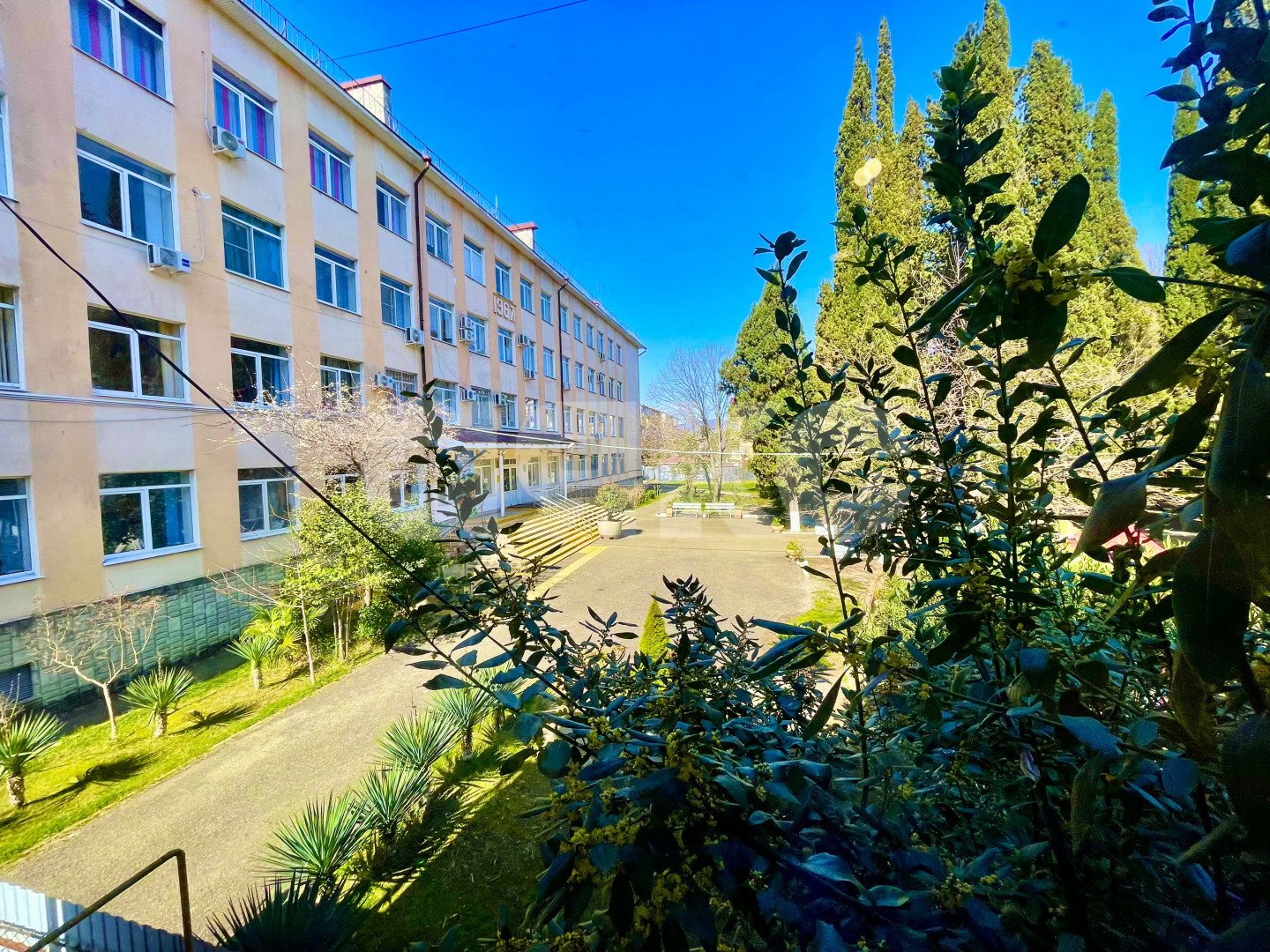 Фото №35: Дом 146&nbsp;м² + 3.72&nbsp;сот., 3&nbsp;эт. - Сочи, Адлерский, Адлер, мкр. Голубые Дали, ул. Ленина, 143