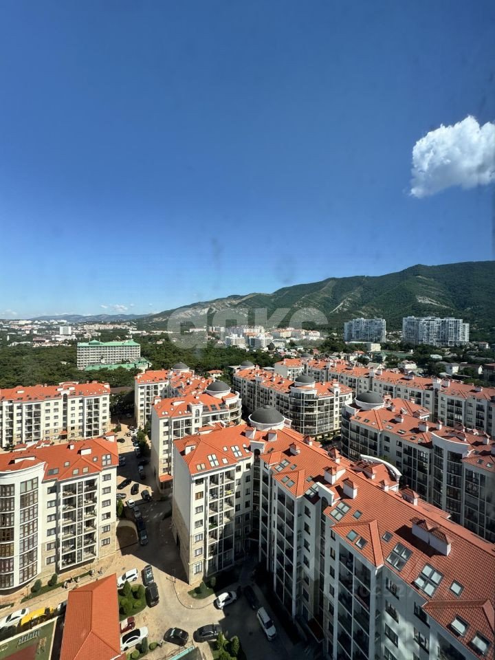 Фото №2: 2-комнатная квартира 37&nbsp;м², 20/20&nbsp;эт. - Геленджик, ул. Мира, 40