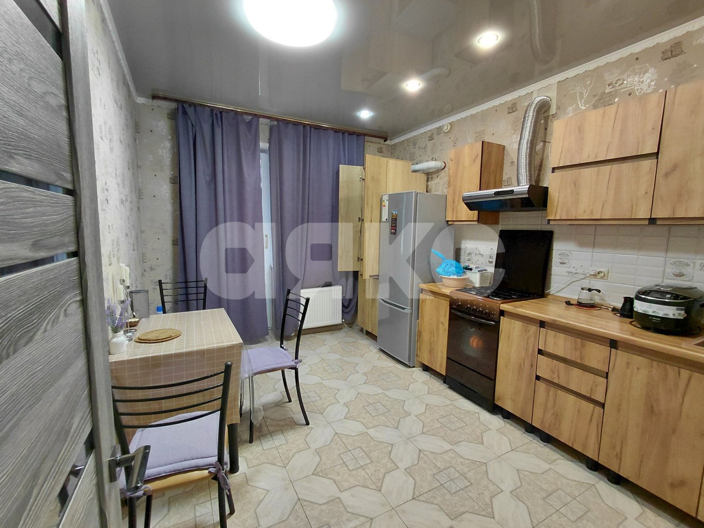 Фото №1: 1-комнатная квартира 42&nbsp;м², 3/4&nbsp;эт. - Горячий Ключ, мкр. Развилка, ул. Энгельса, 1/1к3