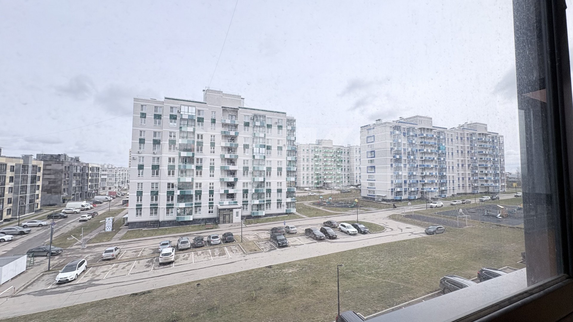 Фото №12: 2-комнатная квартира 57&nbsp;м², 4/9&nbsp;эт. - Тула, Привокзальный территориальный округ, ЖК Современник в Петровском, мкр. Петровский квартал, ул. Лётчика Пирожкова, 9