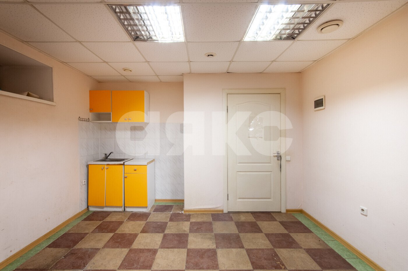 Фото №8: Коммерция 226&nbsp;м², 1/5&nbsp;эт. - Красково, п. Коренёво, ул. Чехова, 13/3