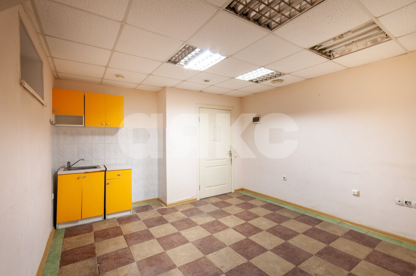 Фото №7: Коммерция 226&nbsp;м², 1/5&nbsp;эт. - Красково, п. Коренёво, ул. Чехова, 13/3