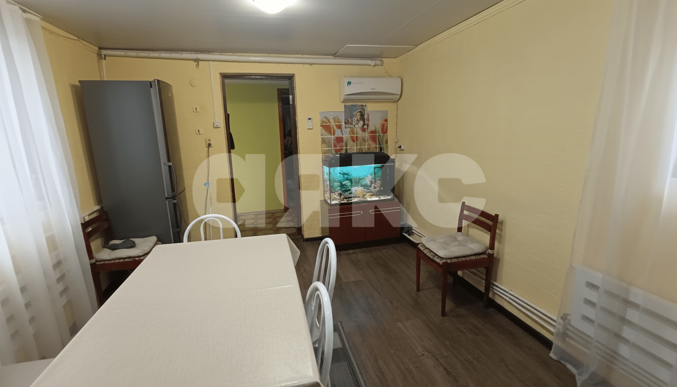 Фото №8: Дом 165&nbsp;м² + 18&nbsp;сот., 2&nbsp;эт. - Саратовская, ул. Коммунаров