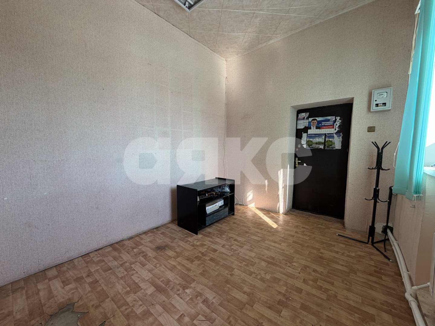 Фото №4: Коммерция 10&nbsp;м², 2/2&nbsp;эт. - Ясногорск, ул. Заводская, 6