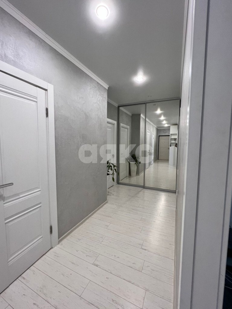 Фото №23: 3-комнатная квартира 93&nbsp;м², 12/16&nbsp;эт. - Волгоград, Ворошиловский, 206-й, мкр. квартал На Клубной, ул. Кузнецкая, 75