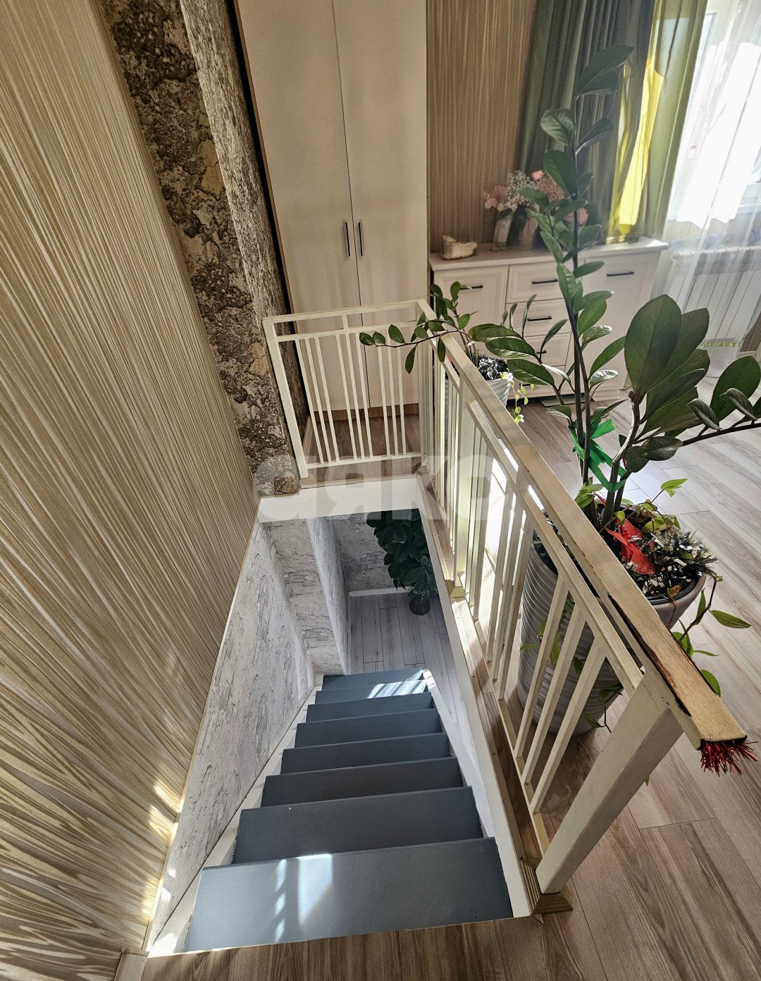 Фото №14: Апартаменты 130&nbsp;м², 1/3&nbsp;эт. - Сочи, Центральный, мкр. Завокзальный, ул. Севастопольская, 10/4Б