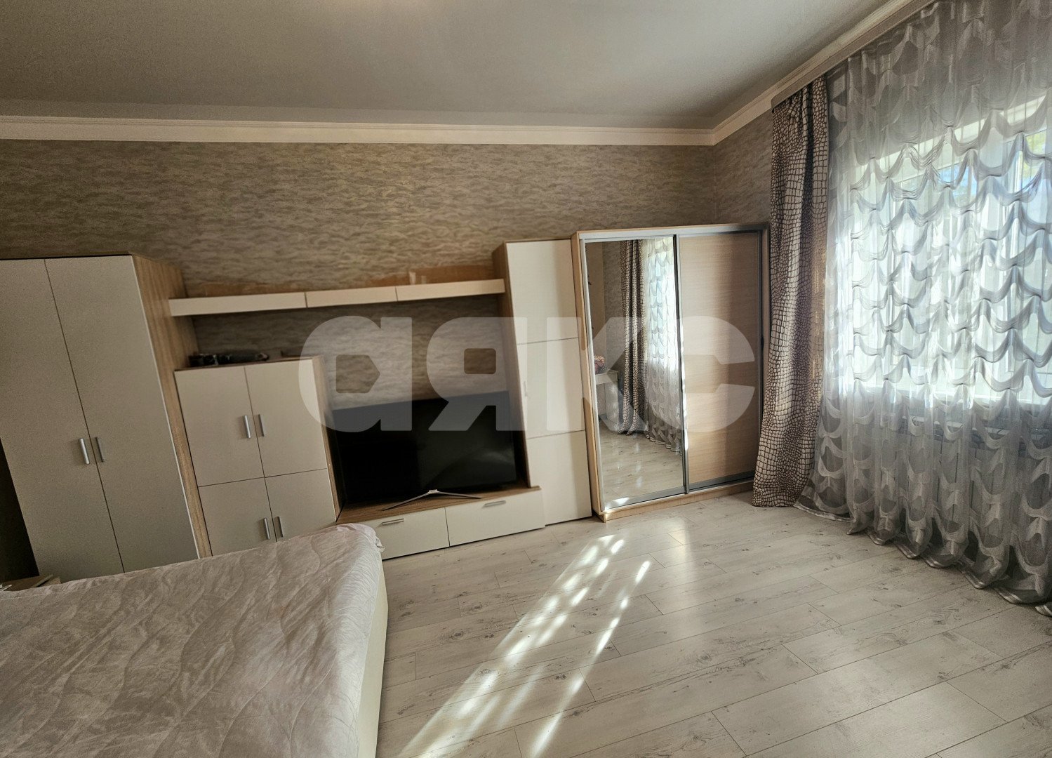 Фото №18: Апартаменты 130&nbsp;м², 1/3&nbsp;эт. - Сочи, Центральный, мкр. Завокзальный, ул. Севастопольская, 10/4Б