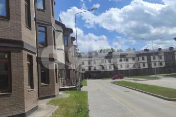 Фото №1: 2-комнатная квартира 58 м², 1/3 эт. - Раменское, мкр. жилой комплекс Берёзовая Роща, ул. Берёзовая Роща, 4