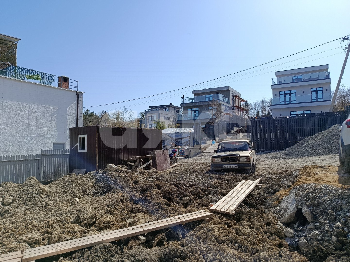 Фото №19: Дом 221&nbsp;м² + 5&nbsp;сот., 3&nbsp;эт. - СНТ Голубая Долина, ул. Хвойная