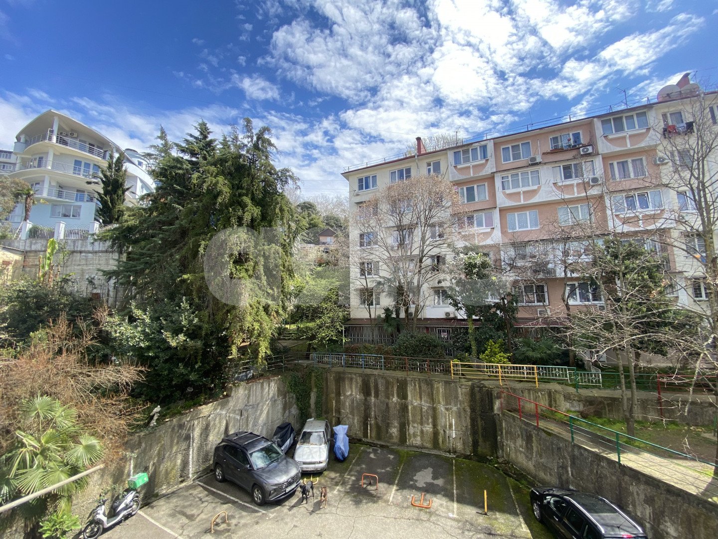 Фото №2: 2-комнатная квартира 52&nbsp;м², 3/5&nbsp;эт. - Сочи, Хостинский, мкр. Светлана, ул. Учительская, 28