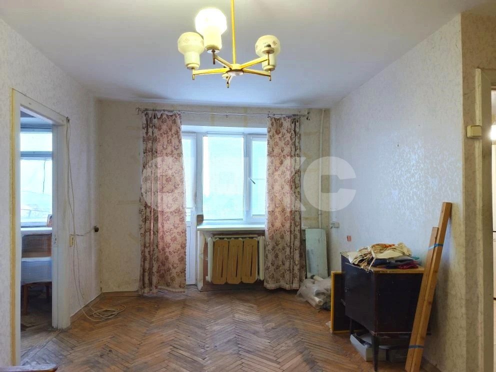 Фото №1: 3-комнатная квартира 57&nbsp;м², 4/5&nbsp;эт. - Волгоград, Дзержинский, мкр. 119-й, пр-кт Маршала Жукова, 161