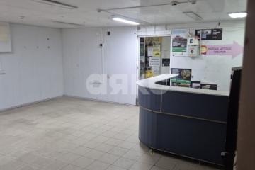 Фото №1: Коммерция 700 м², -1/5 эт. - Волгоград, мкр. Развилка, ул. 64-й Армии, 75