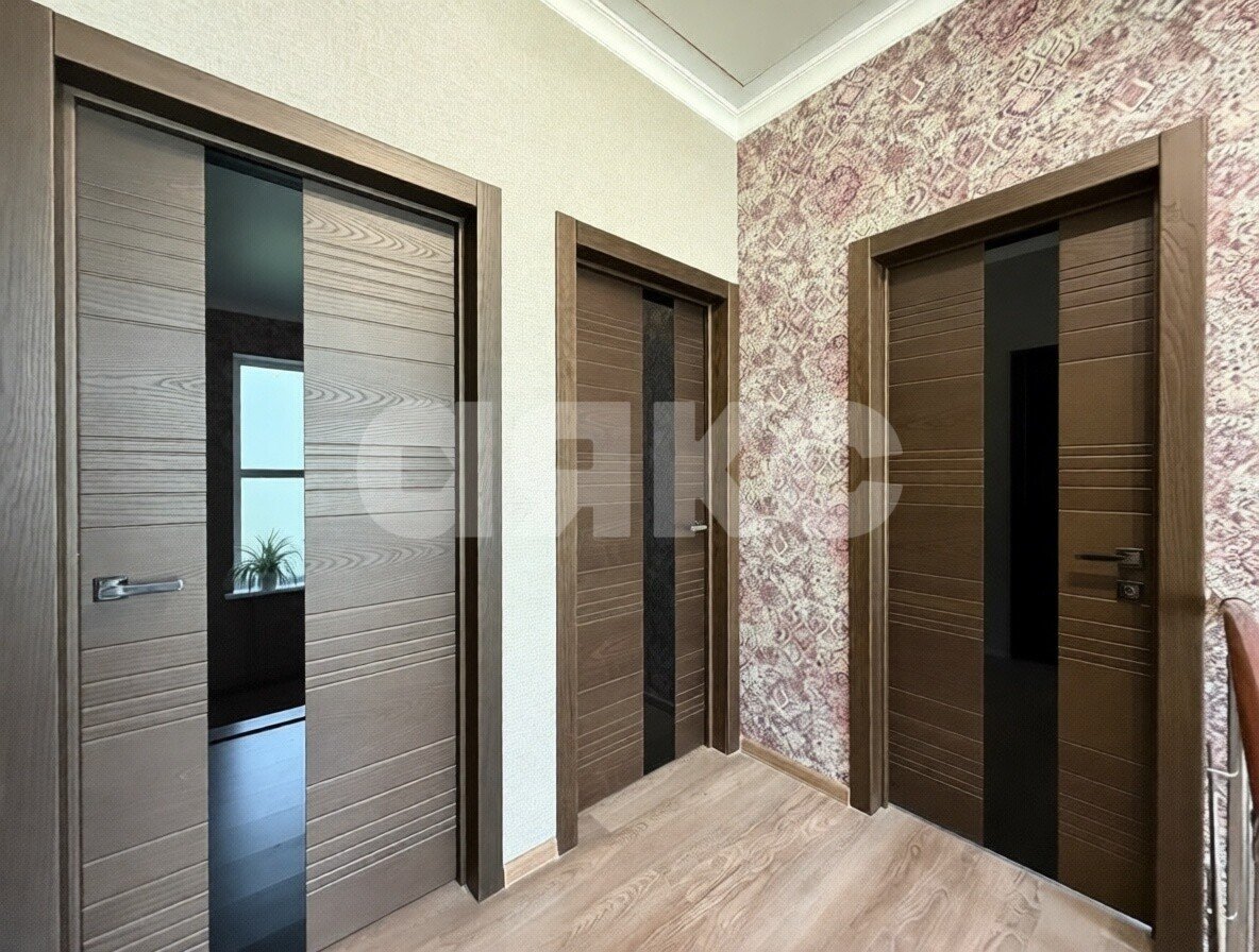 Фото №4: Дом 120&nbsp;м² + 4.5&nbsp;сот., 2&nbsp;эт. - Батайск, ул. Куйбышева