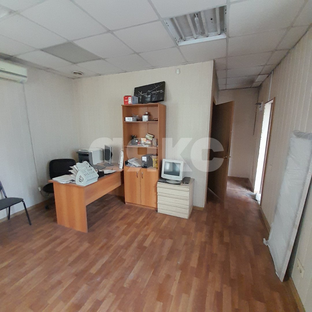 Фото №13: Коммерция 1047&nbsp;м², 1/2&nbsp;эт. - Волжский, ул. Горького, 45Б