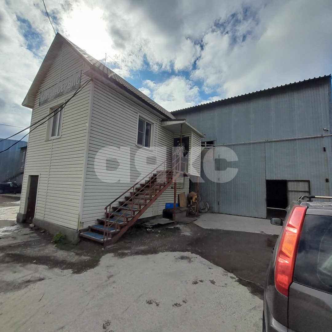 Фото №7: Коммерция 1047&nbsp;м², 1/2&nbsp;эт. - Волжский, ул. Горького, 45Б