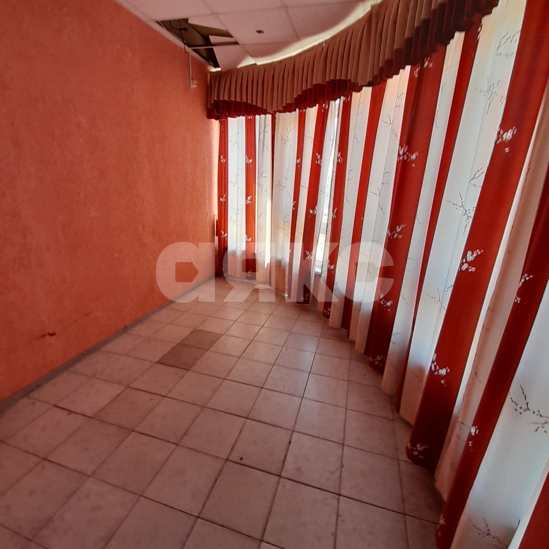 Фото №43: Коммерция 140&nbsp;м², 1/1&nbsp;эт. - Волжский, ул. имени Ф.Г. Логинова, 20А