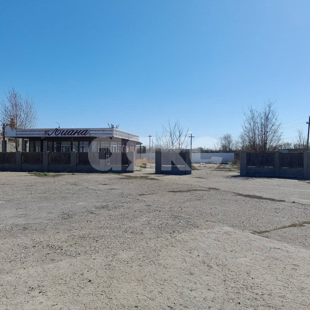 Фото №3: Коммерция 140&nbsp;м², 1/1&nbsp;эт. - Волжский, ул. имени Ф.Г. Логинова, 20А