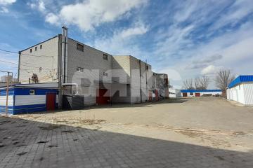 Фото №1: Коммерция 12691 м², 3/3 эт. - Волгоград, р. Советский, ул. Качуевской, 4