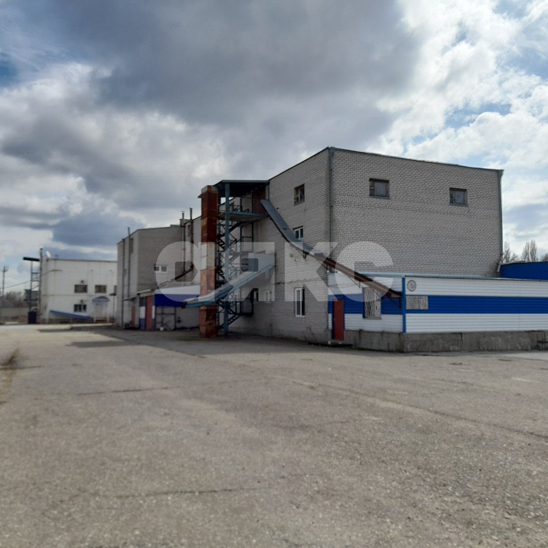 Фото №22: Коммерция 12691&nbsp;м², 3/3&nbsp;эт. - Волгоград, р. Советский, ул. Качуевской, 4