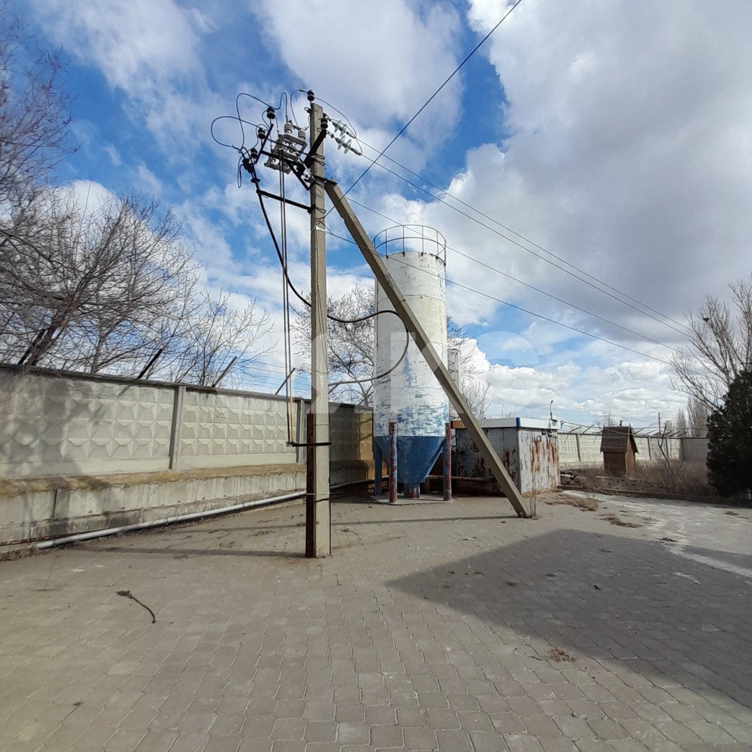 Фото №5: Коммерция 12691&nbsp;м², 3/3&nbsp;эт. - Волгоград, р. Советский, ул. Качуевской, 4