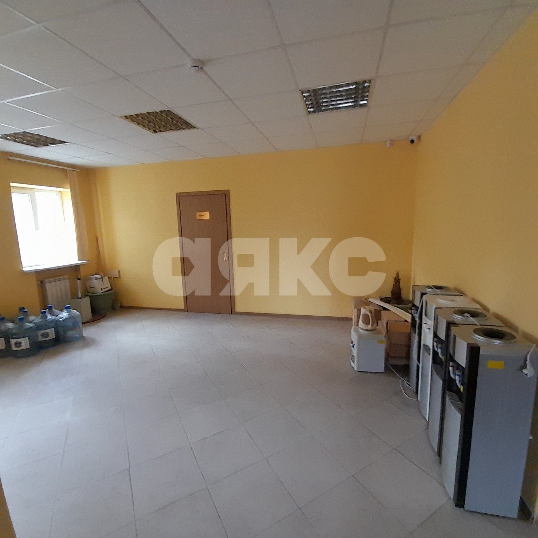 Фото №42: Коммерция 12691&nbsp;м², 3/3&nbsp;эт. - Волгоград, р. Советский, ул. Качуевской, 4