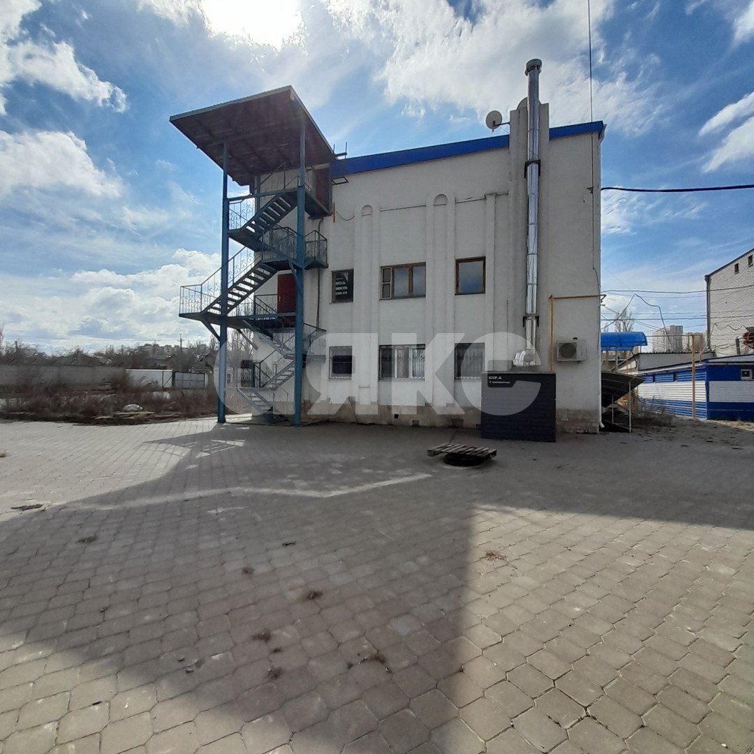Фото №7: Коммерция 12691&nbsp;м², 3/3&nbsp;эт. - Волгоград, р. Советский, ул. Качуевской, 4