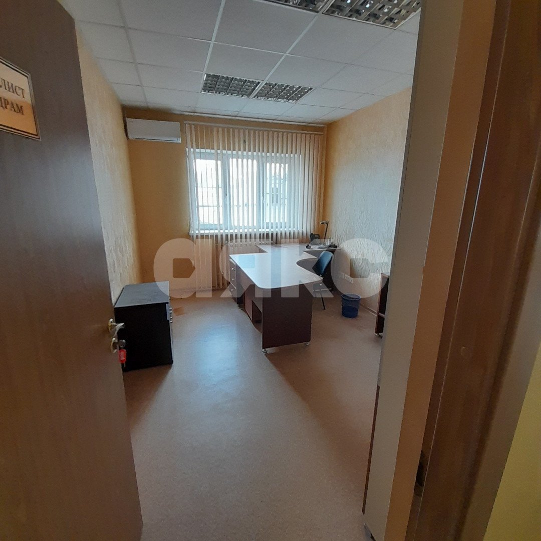 Фото №38: Коммерция 12691&nbsp;м², 3/3&nbsp;эт. - Волгоград, р. Советский, ул. Качуевской, 4