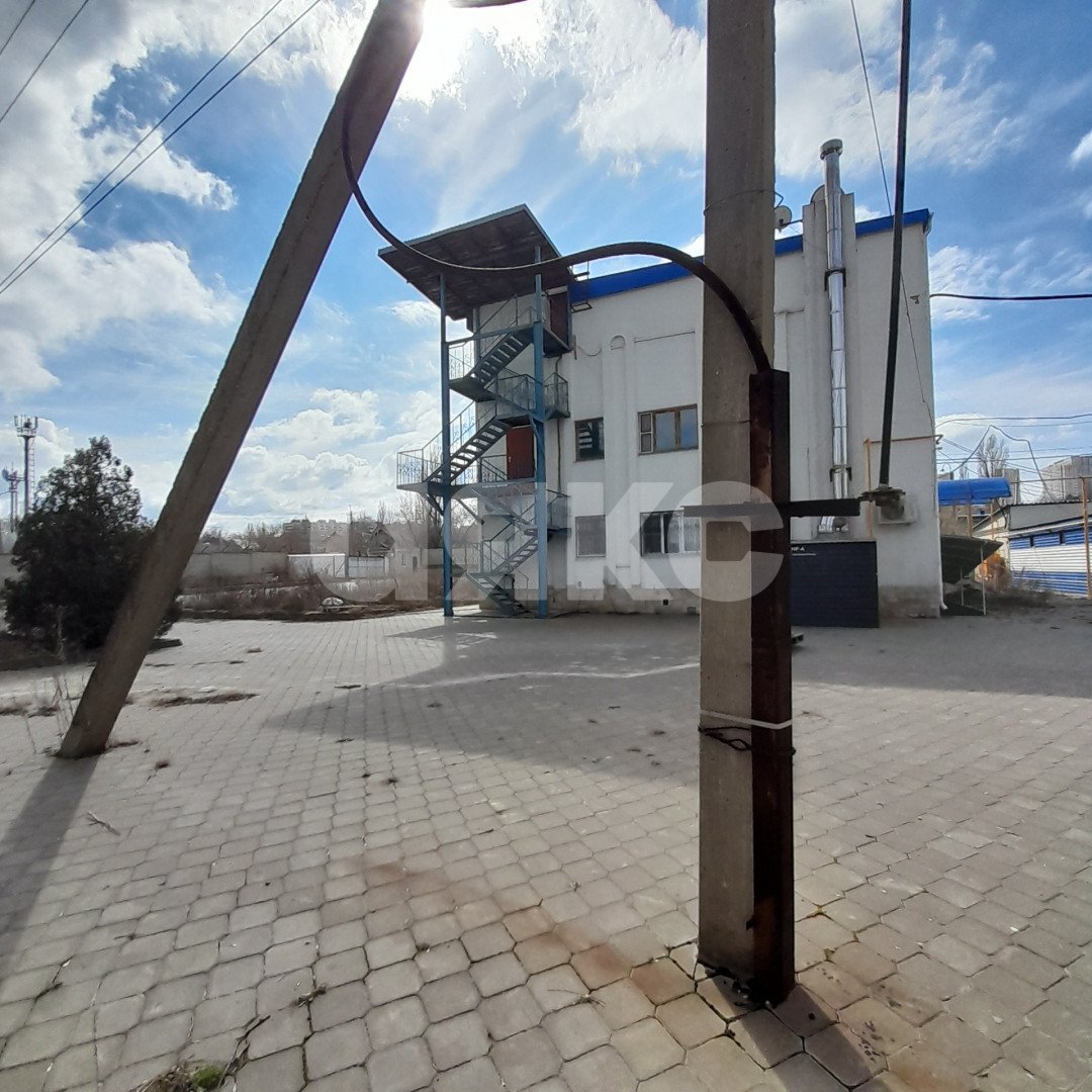 Фото №6: Коммерция 12691&nbsp;м², 3/3&nbsp;эт. - Волгоград, р. Советский, ул. Качуевской, 4