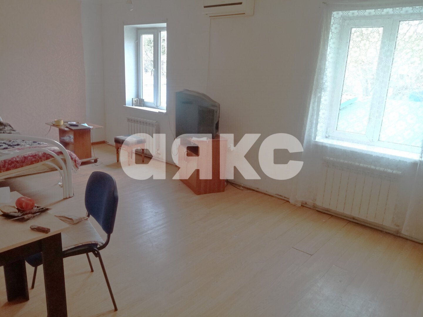 Фото №2: Дуплекс 172&nbsp;м² + 1.3&nbsp;сот., 3&nbsp;эт. - Геленджик, ул. Красная, 17