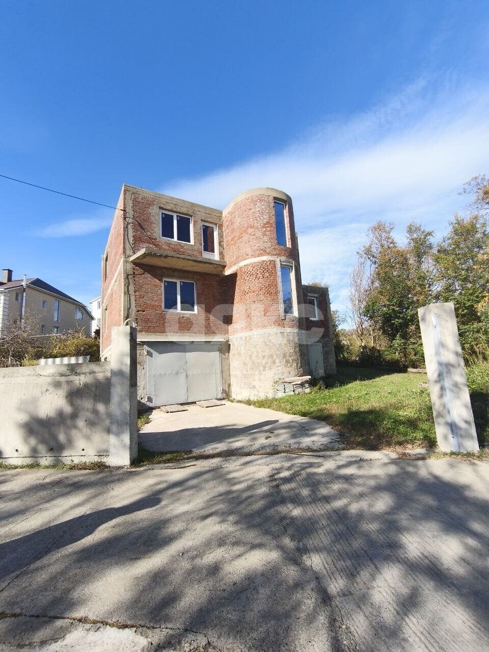 Фото №4: Дом 233&nbsp;м² + 7&nbsp;сот., 3&nbsp;эт. - Туапсе, ул. Вице-адмирала Щедрина, 24