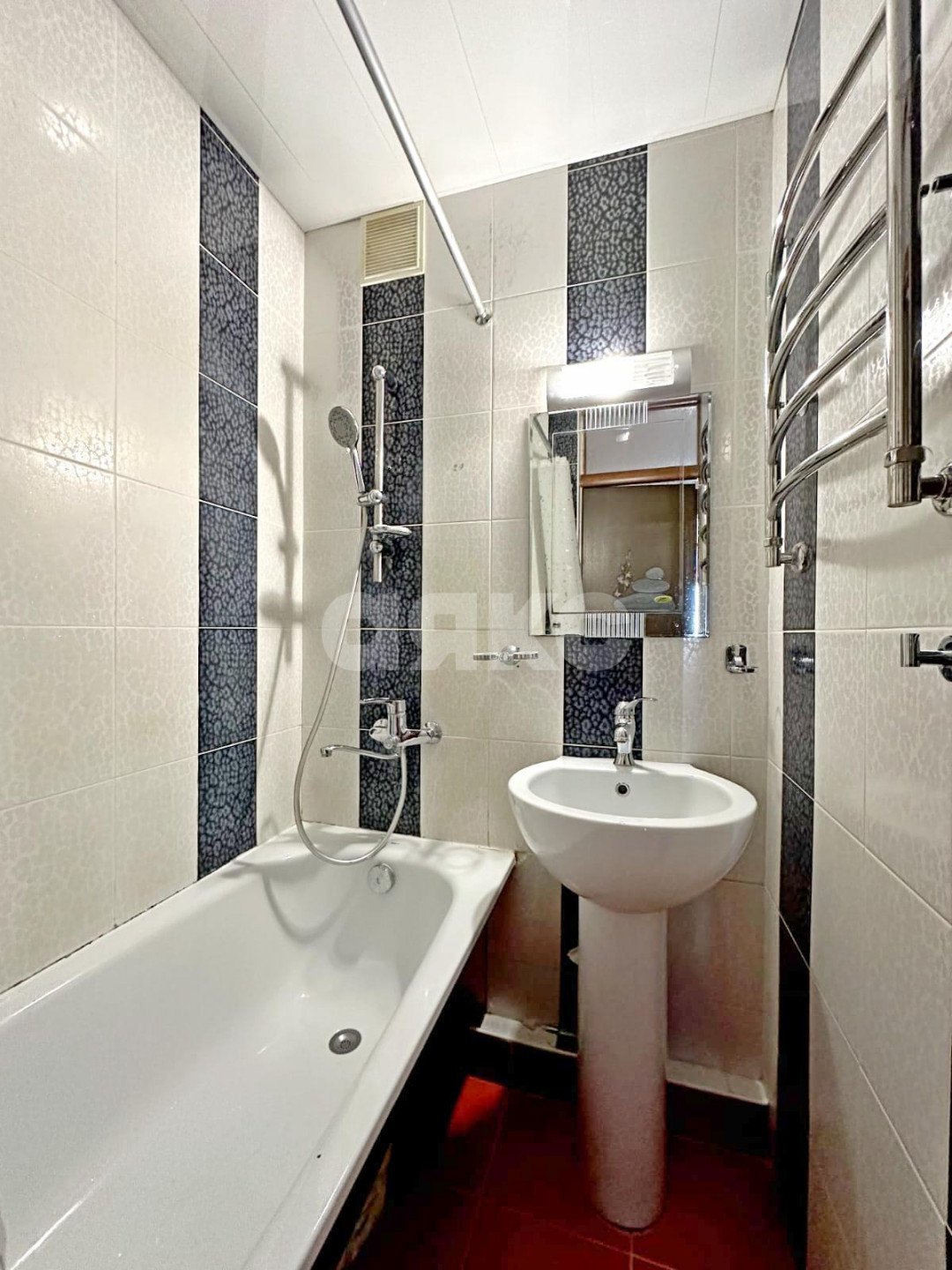 Фото №24: 3-комнатная квартира 82&nbsp;м², 12/12&nbsp;эт. - Сочи, Центральный, мкр. Гагарина, ул. Красноармейская, 13Б