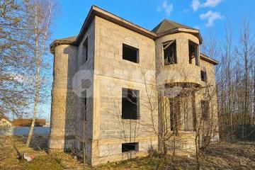 Фото №1: Дом 249 м² + 15 сот., 2 эт. - Гостилово, ул. Садовая