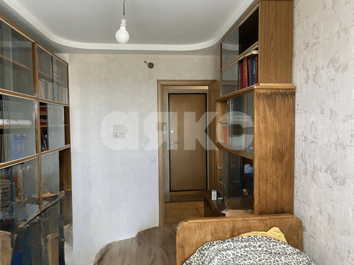 Фото №7: 3-комнатная квартира 58&nbsp;м², 2/5&nbsp;эт. - Волгоград, Центральный, мкр. 102-й, ул. Пархоменко, 27