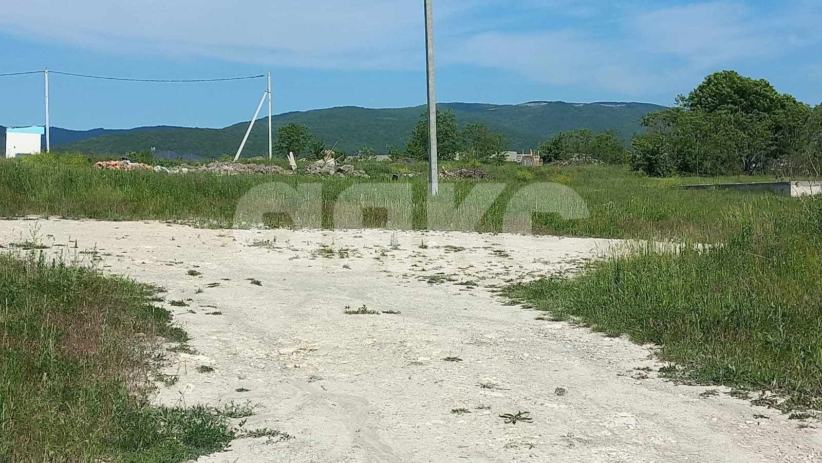 Фото №3: Земельный участок под ИЖС 5.5&nbsp;сот. - Семигорский, ул. имени Владимира Сморжевского