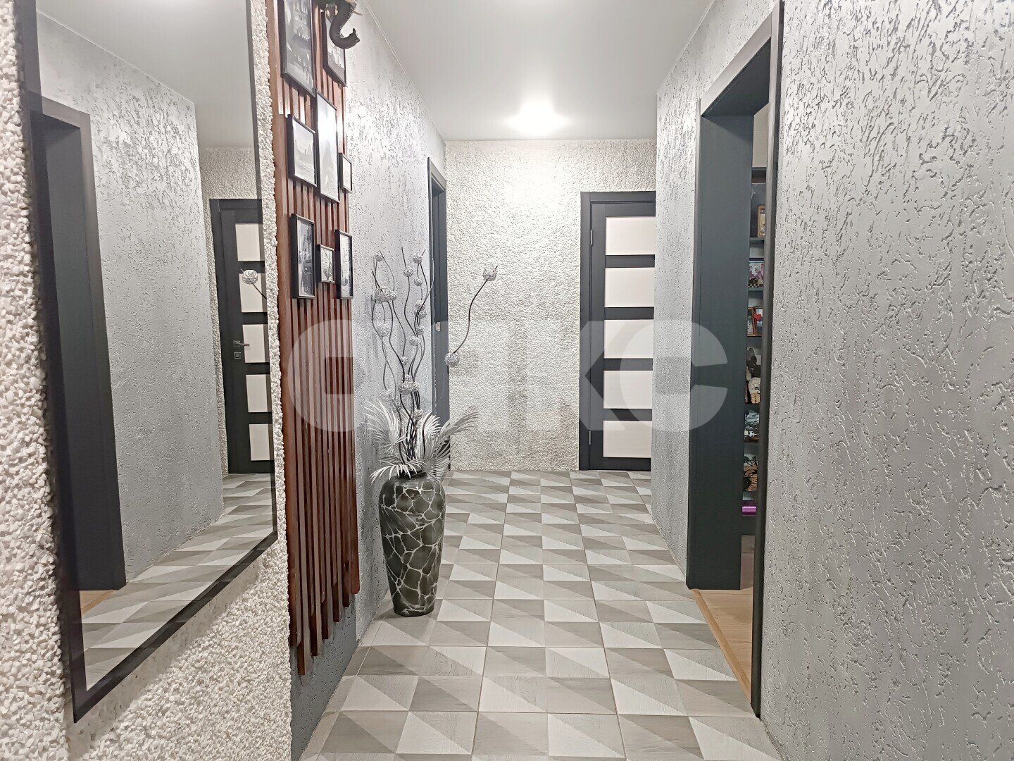 Фото №9: 3-комнатная квартира 65&nbsp;м², 3/9&nbsp;эт. - Волгоград, Тракторозаводский, мкр. Горный, ул. Загорская, 8