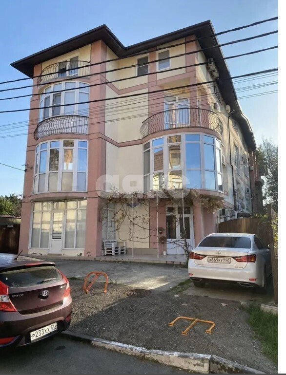 Фото №18: 2-комнатная квартира 88&nbsp;м², 3/4&nbsp;эт. - Геленджик, ул. Колхозная, 112