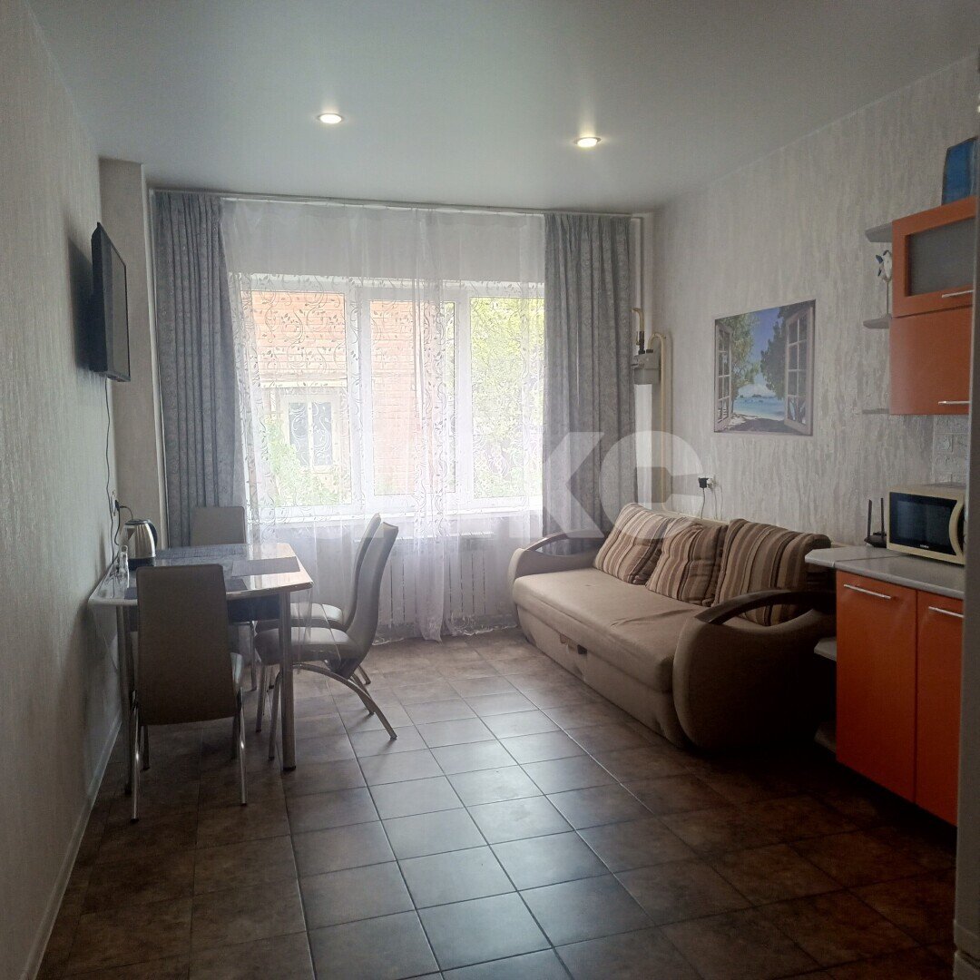 Фото №1: 1-комнатная квартира 44&nbsp;м², 1/4&nbsp;эт. - Геленджик, ул. Новороссийская, 135