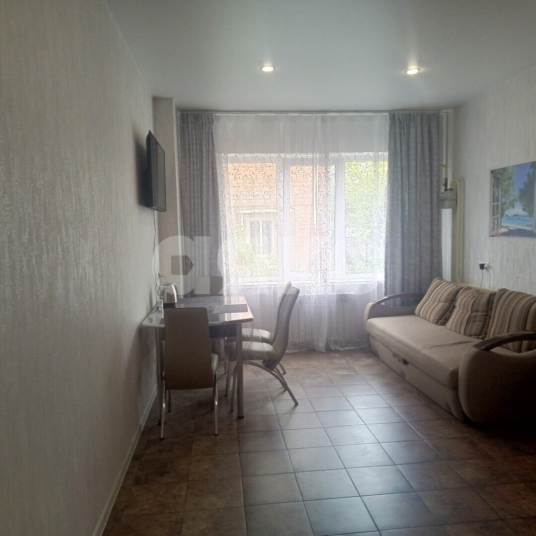 Фото №2: 1-комнатная квартира 44&nbsp;м², 1/4&nbsp;эт. - Геленджик, ул. Новороссийская, 135