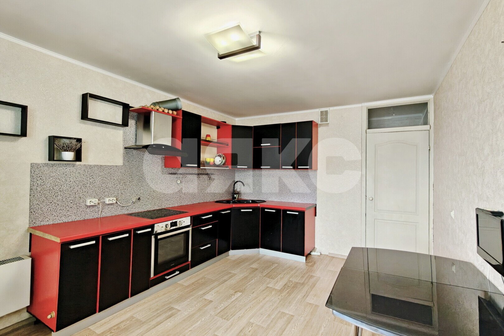 Фото №6: 2-комнатная квартира 70&nbsp;м², 13/16&nbsp;эт. - Новороссийск, Приморский, мкр. 13-й, ул. Тобольская, 7А