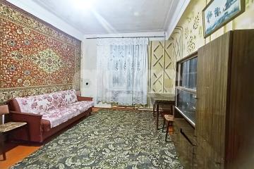 Фото №1: 2-комнатная квартира 52 м², 3/4 эт. - Волгоград, р. Тракторозаводский, пр-кт имени В.И. Ленина, 199